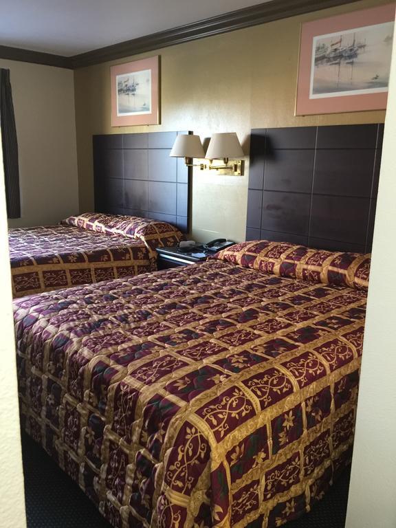 Mountain Inn オンタリオ 部屋 写真